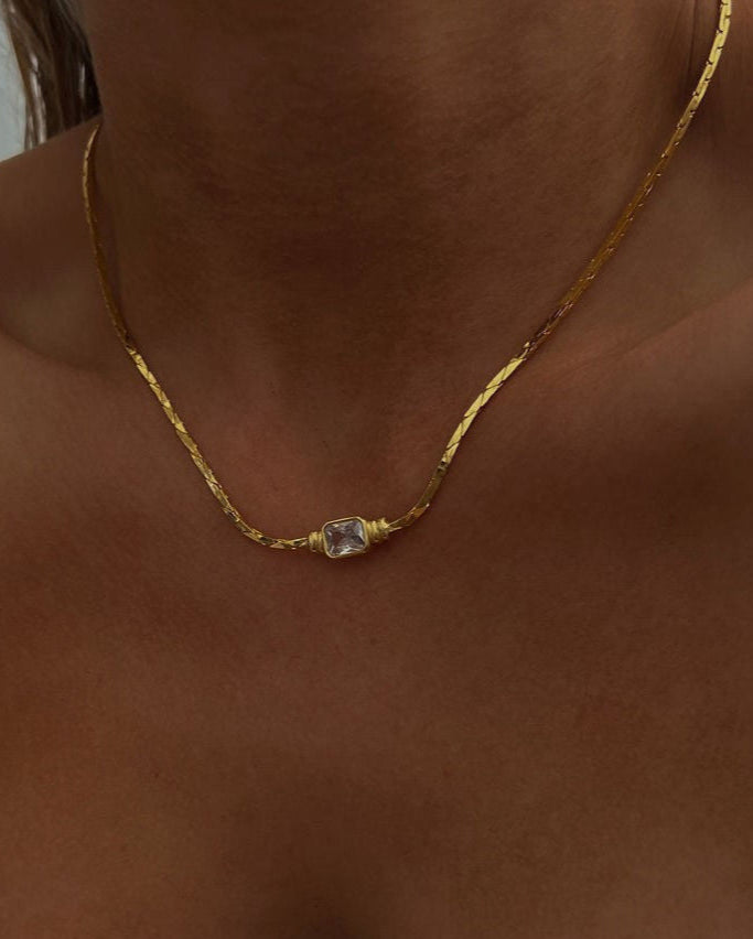 ELEGANCE Necklace
