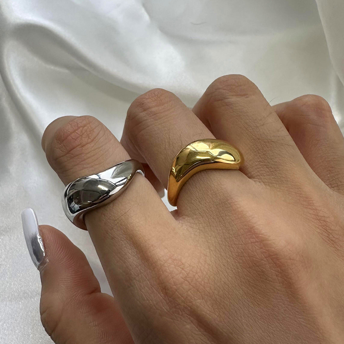 CLASSY Ring