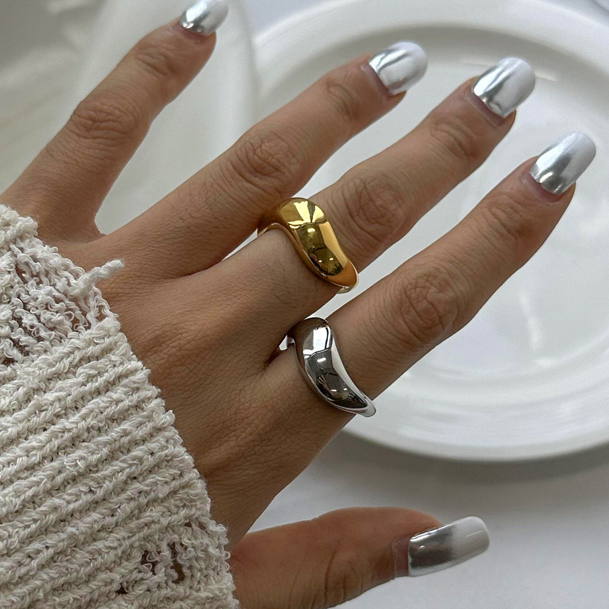 CLASSY Ring
