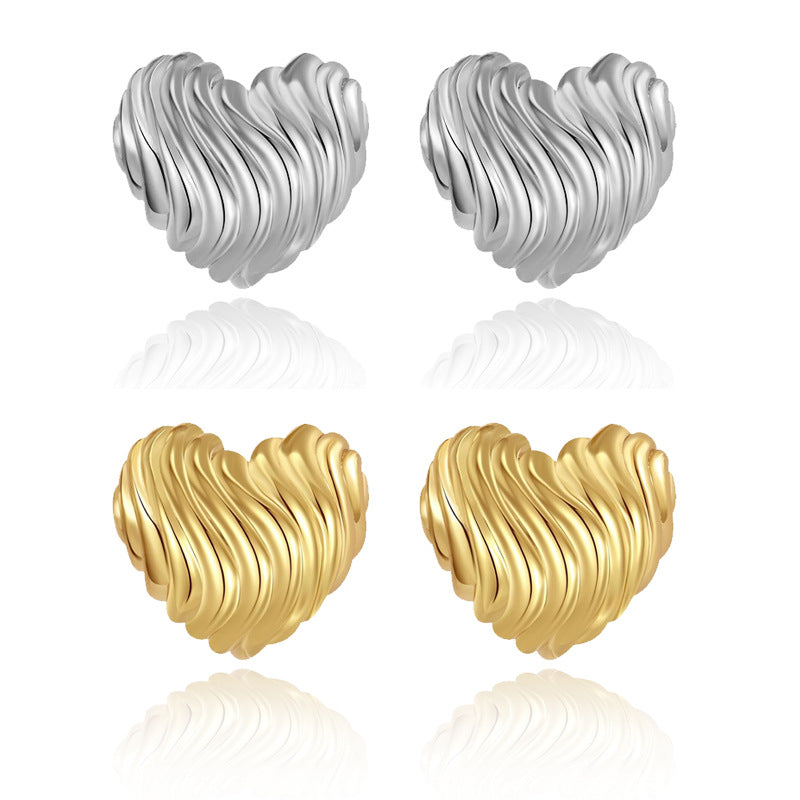 PLUMP HEART Earrings