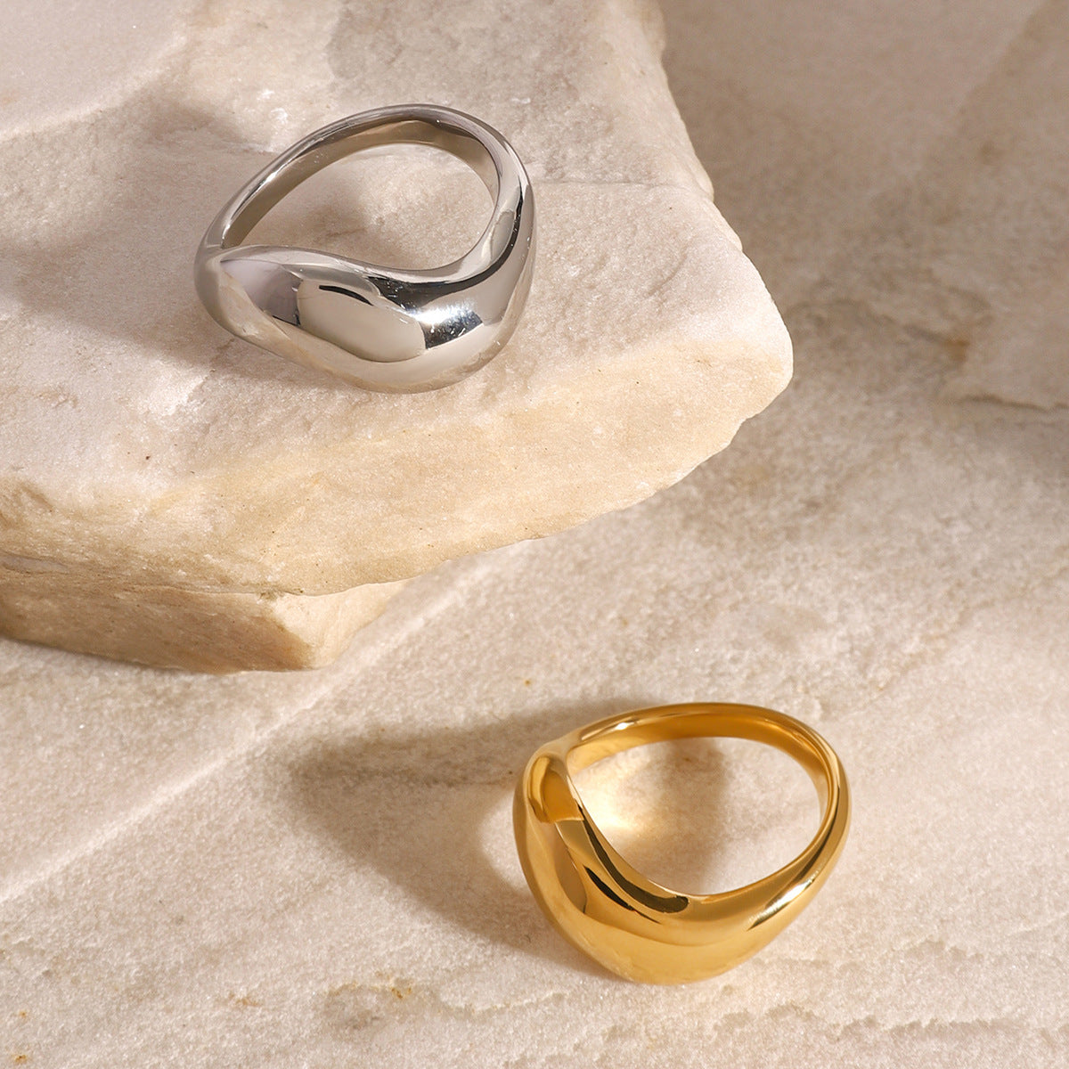 CLASSY Ring