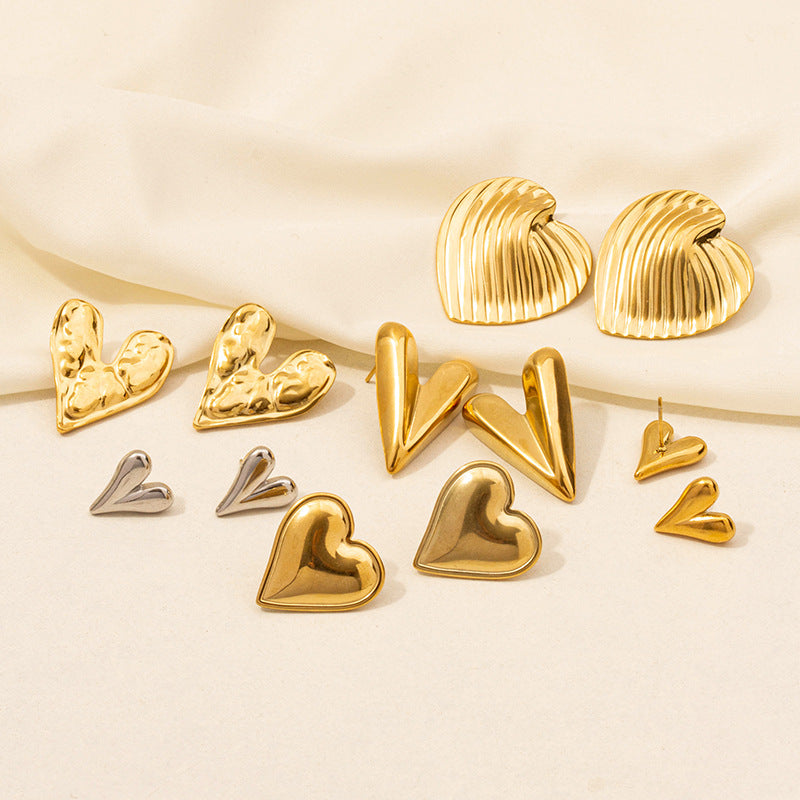 SMALL HEART Earrings