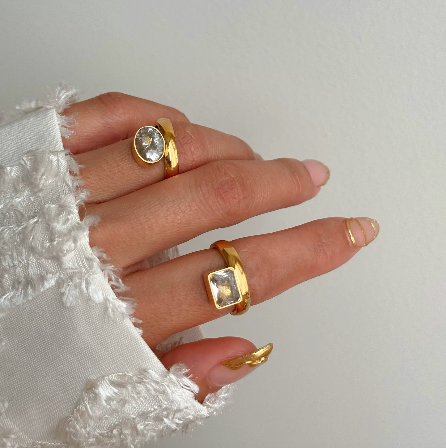 OVAL BRILLIANT or RECTANGULAR BRILLIANT Ring