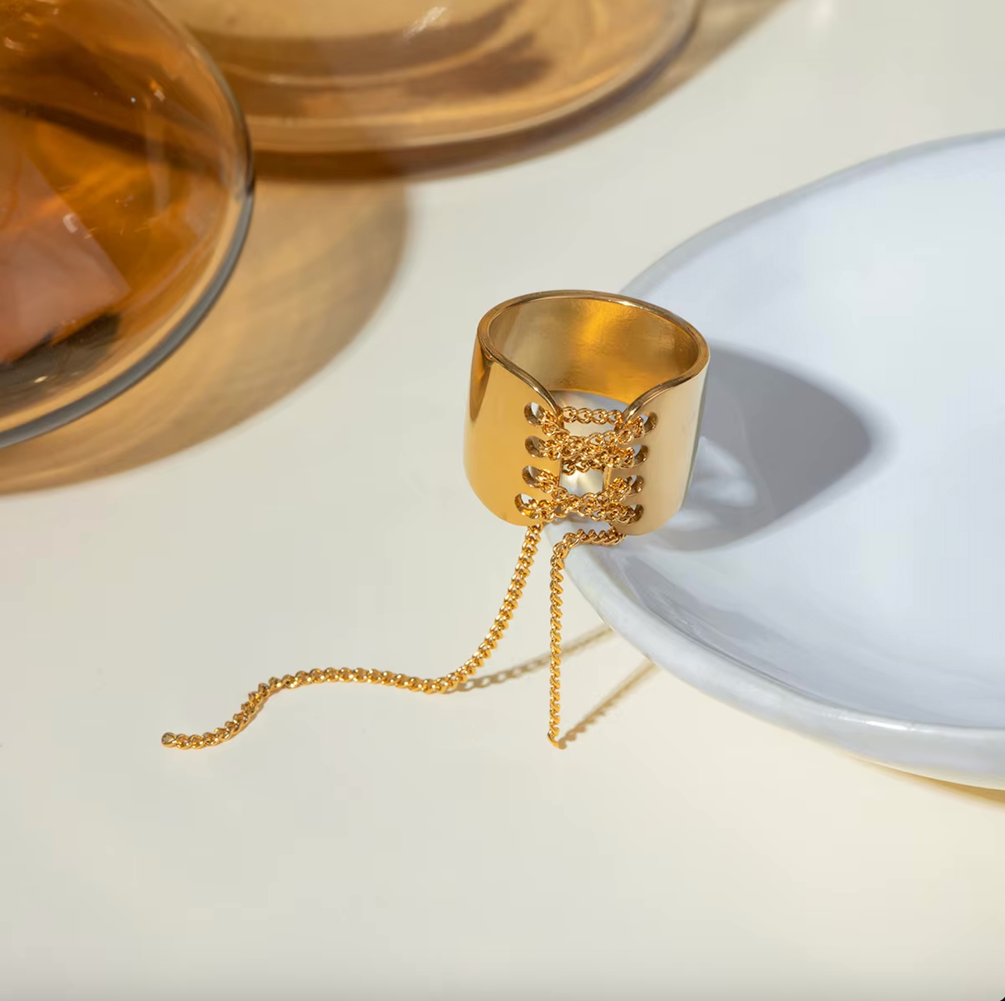 CORSET Ring