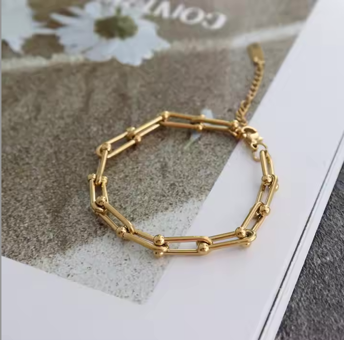 CLASSY Bracelet