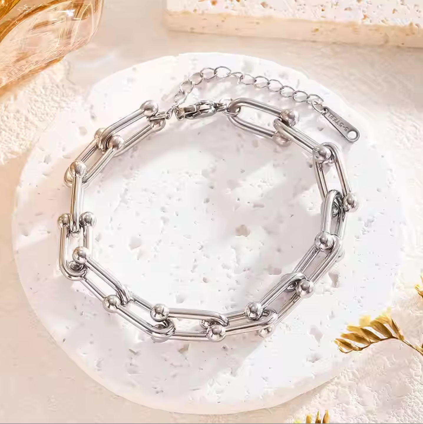 CLASSY Bracelet