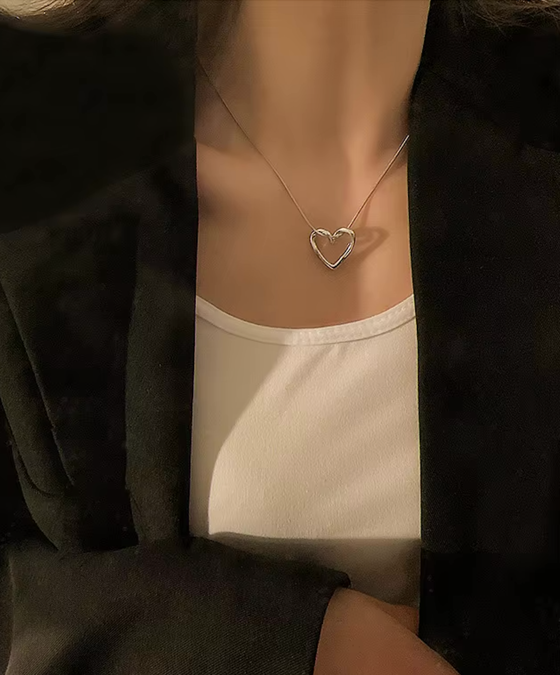 HOLLOW LOVE Necklace