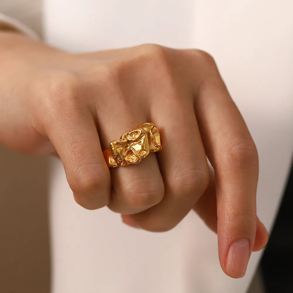 RETRO Ring