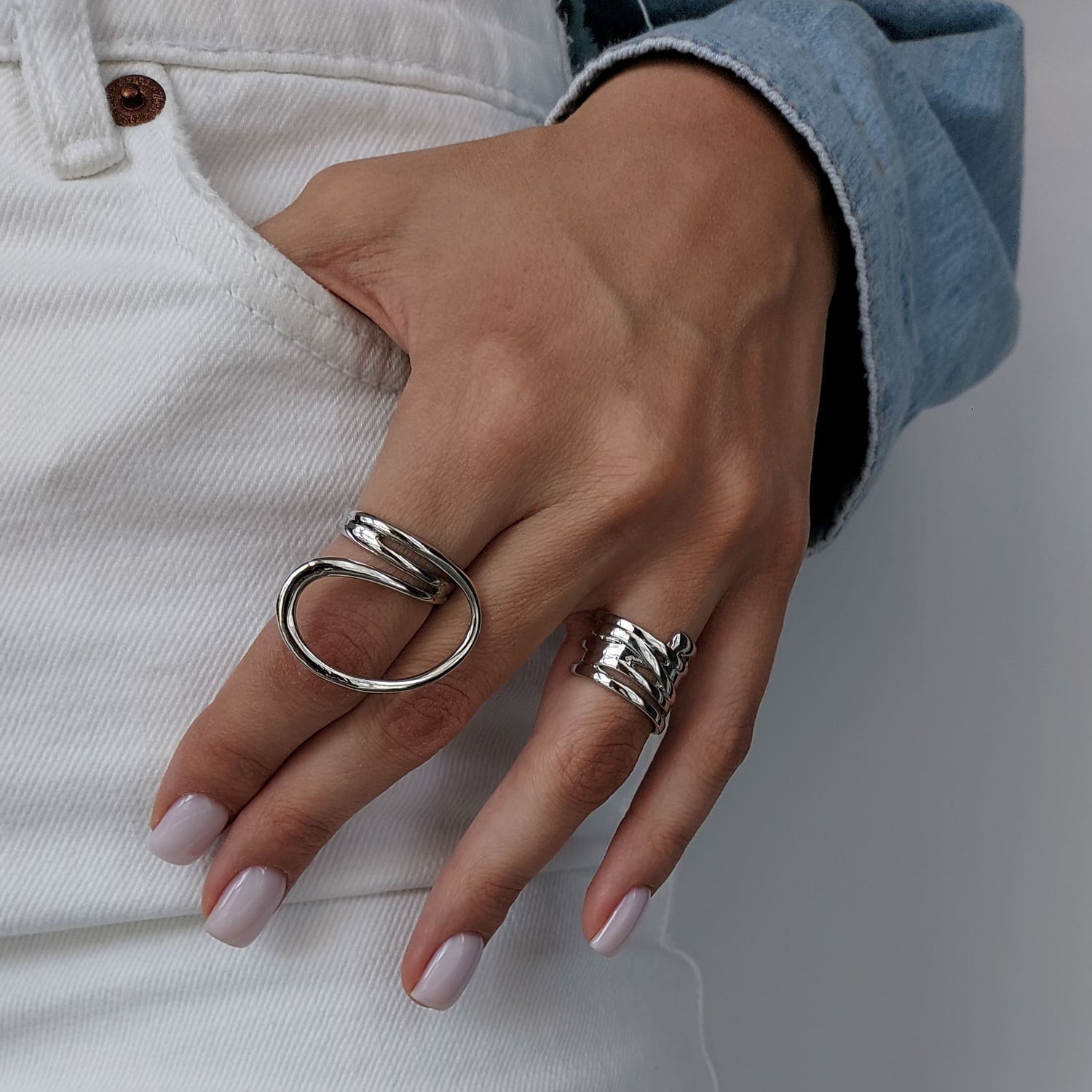 KNOT Ring - LOVEE. Designer jewelry store